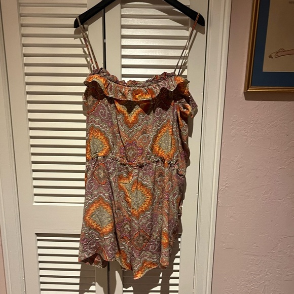 J Crew 100% silk paisley romper size medium - Picture 3 of 3